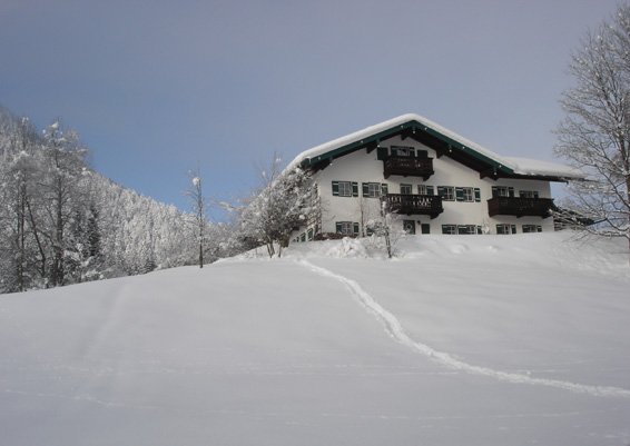 alpenhofpunzenlehen_winter1.jpg